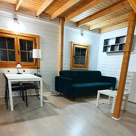 ホリデーパーク Osrodek Edward ミコシェボ