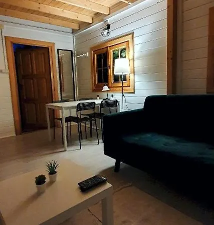 ホリデーパーク Osrodek Edward ミコシェボ